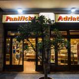 Sempre di origine ottocentesca � l�attivit� della famiglia Concordia, proprietaria da tre generazioni del panificio Adriatico, dal 1932 situato al civico 113 di via De Giosa, ma fondato alla fine del XIX secolo in via Nicolai come forno pubblico